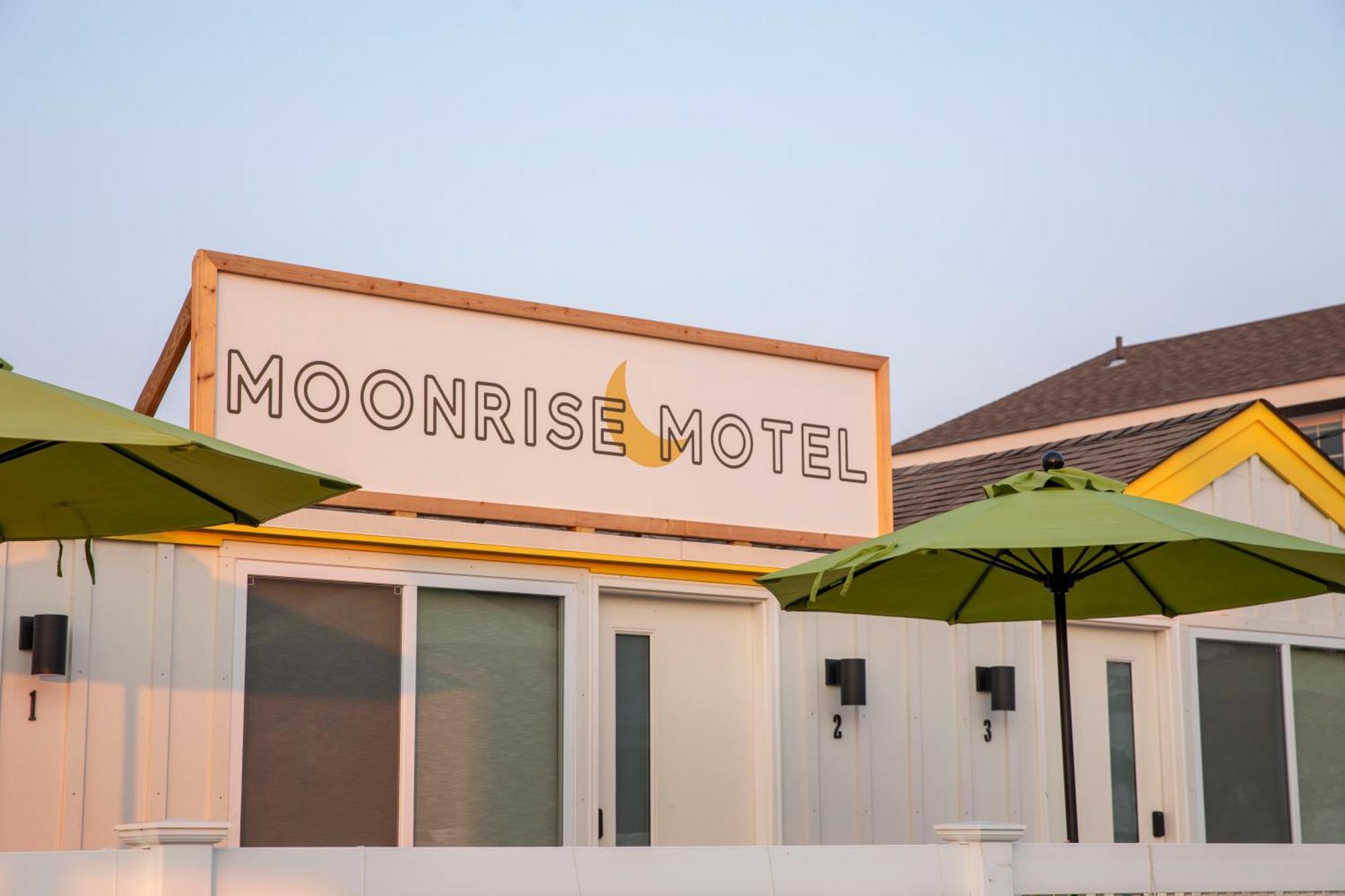 Moonrise Motel Kismet Exterior photo